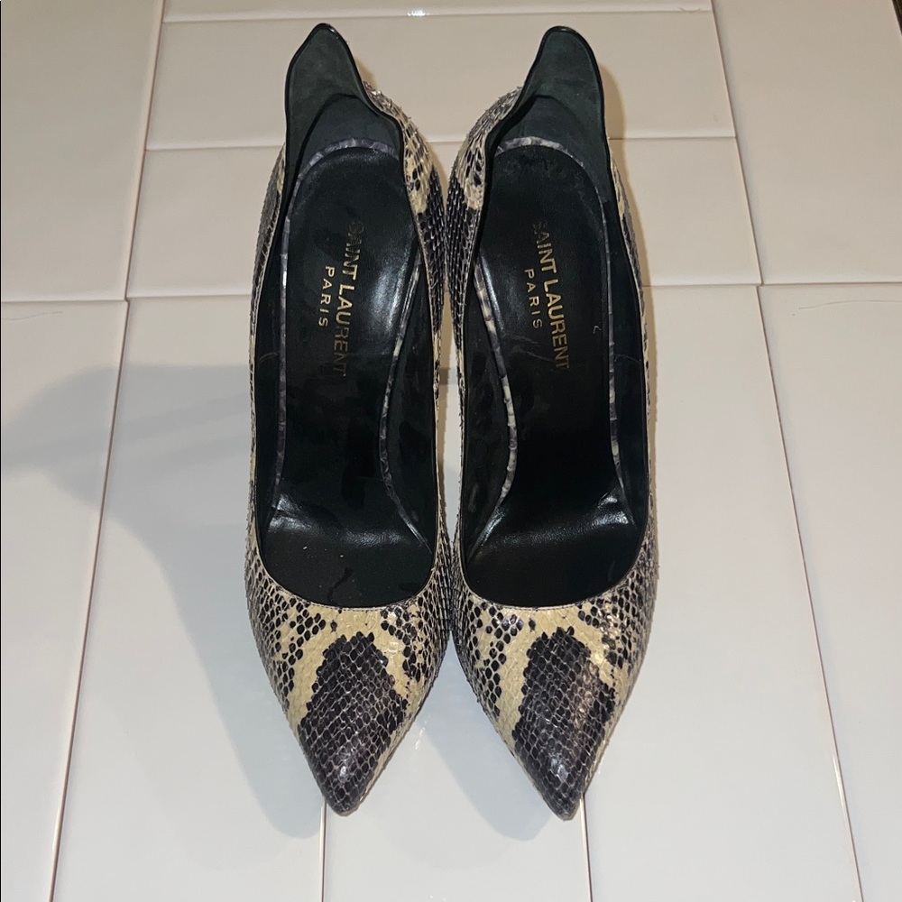 Saint Laurent Snakeskin Heels - Black and Cream